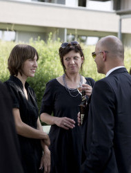 Nora Hauswirth und Maia Gusberti mit BR Alain Berset